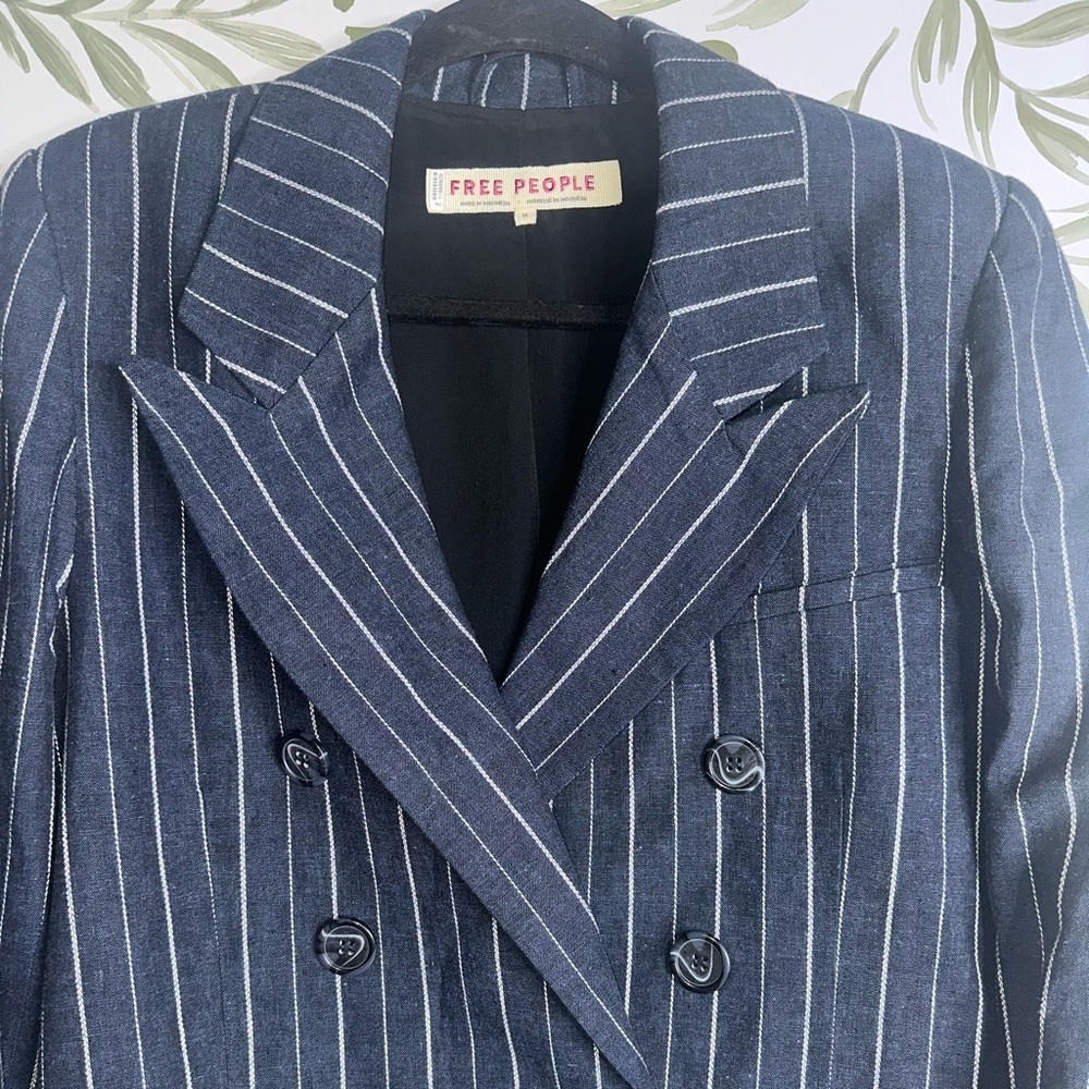FREE PEOPLE Pinstripe Ashby Blazer - Picture 3 of 9